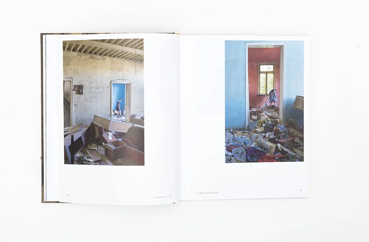 Abandoned Dwellings: A History of Beirut - Gregory Buchakjian